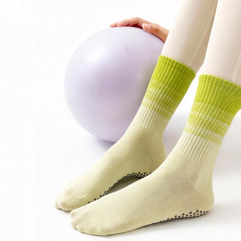 Dreamlikelin 1 Pair Women's Mi - Grip Sock Yoga review and price