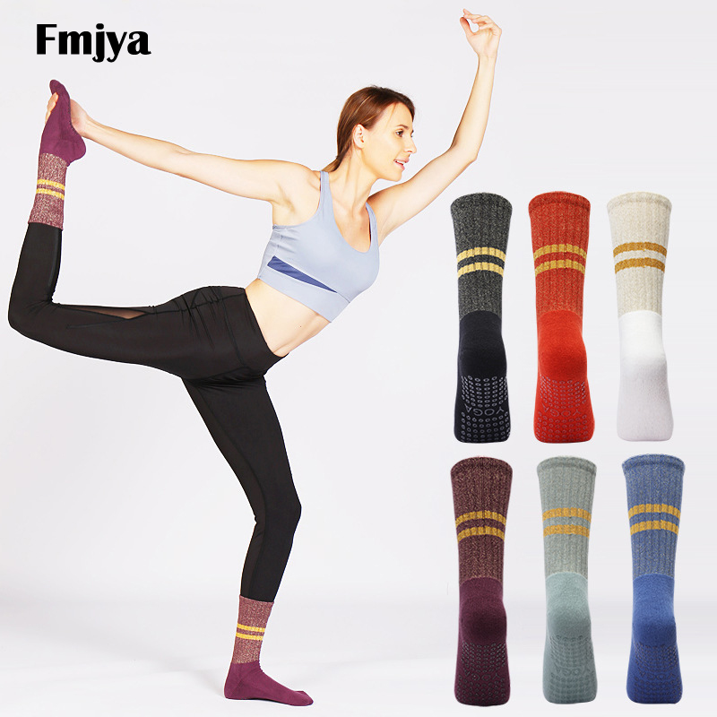 Yoga Socks with Grips Non Slip - Grip Sock Yoga review and price
