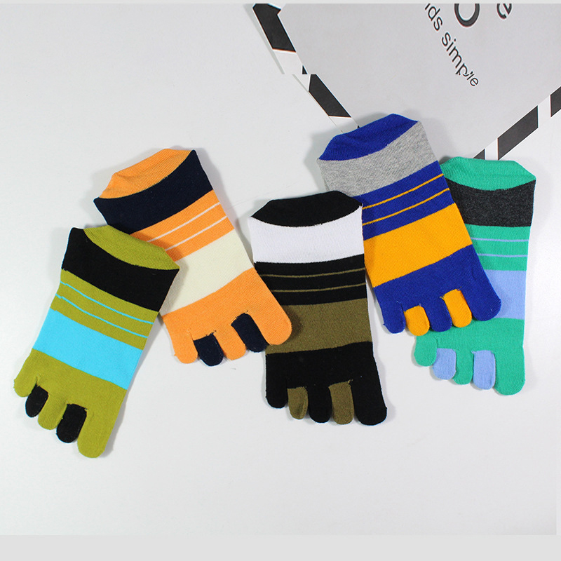 1/5 Pairs Men Colorful Stripe  - Toe Sock Split review and price